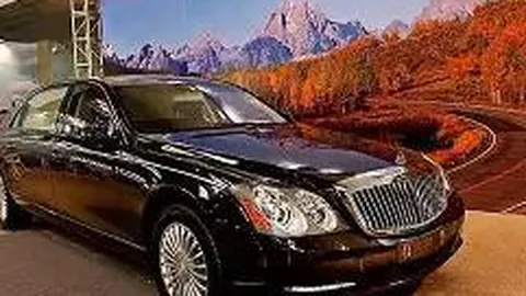 梅西、姆巴佩、内马尔目前效力于哪支球队？